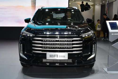 Обновленный Exeed VX: российская версия с неожиданными новшествами