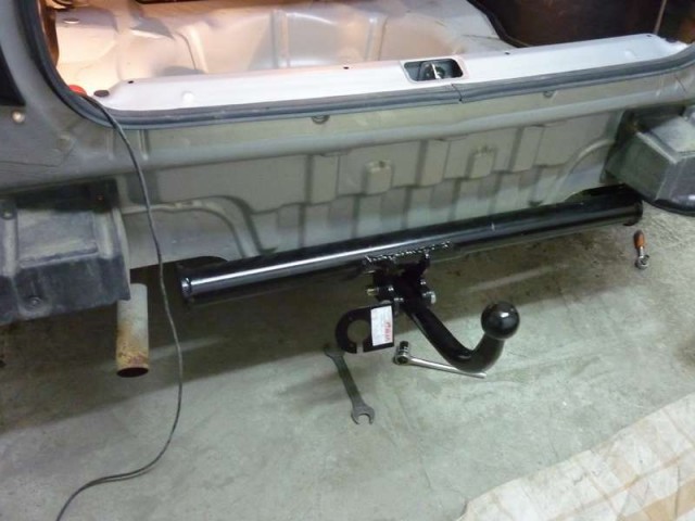 установка фаркопа