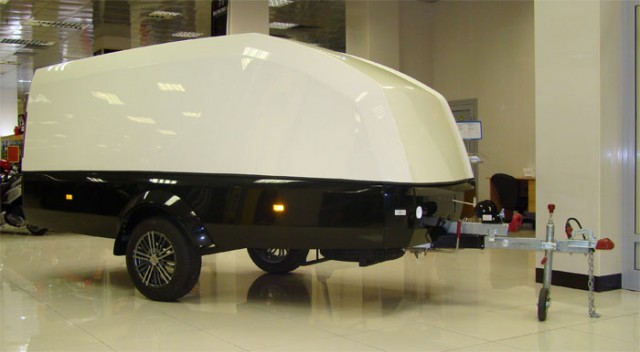 автомобильный прицеп 