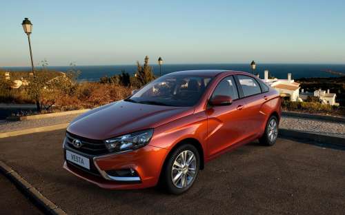 LADA Vesta «зажгла» в новой рекламе