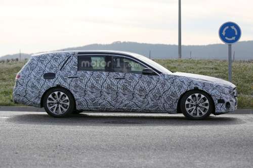 Новая генерация универсала Mercedes E-Class попалась на тестах