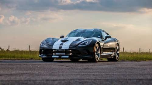 Тюнерами Hennessey Performance был создан 819-сильный Dodge Viper