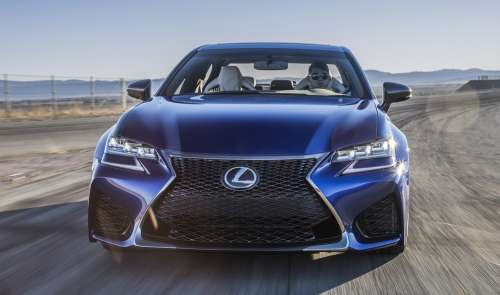 «Заряженная» новинка Lexus получила цену в рублях