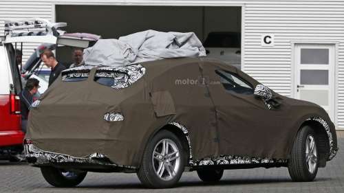 Новое поколение Audi Q3 активно тестируется