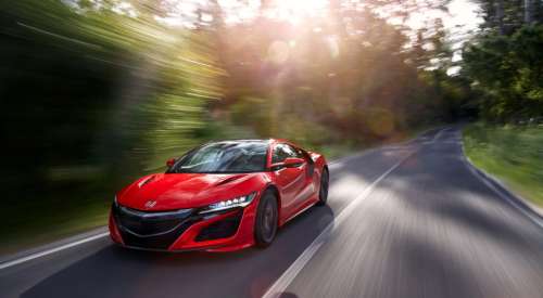 Суперкар Honda NSX продемонстрировал все свои секреты на фото