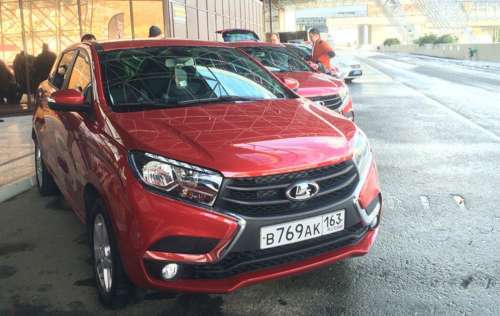Lada Xray появится в продаже во всех своих версиях сразу