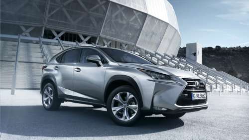Самая популярная премиальная машина Москвы — Lexus NX