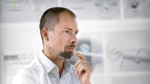 Компанию MINI покинул её шеф-дизайнер