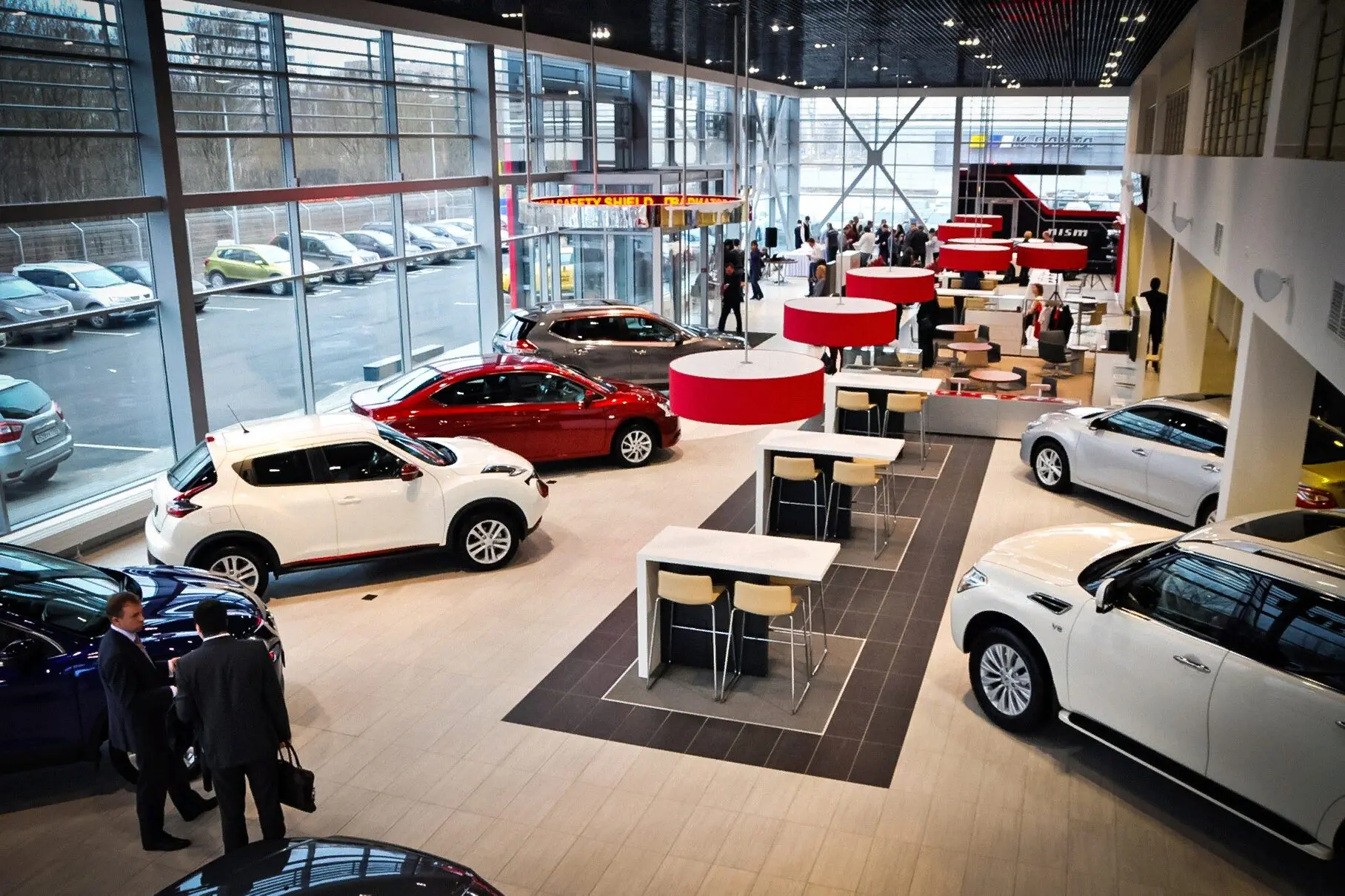 Отзывы об автосалонах Москвы: Находите идеальное авто с помощью опыта других